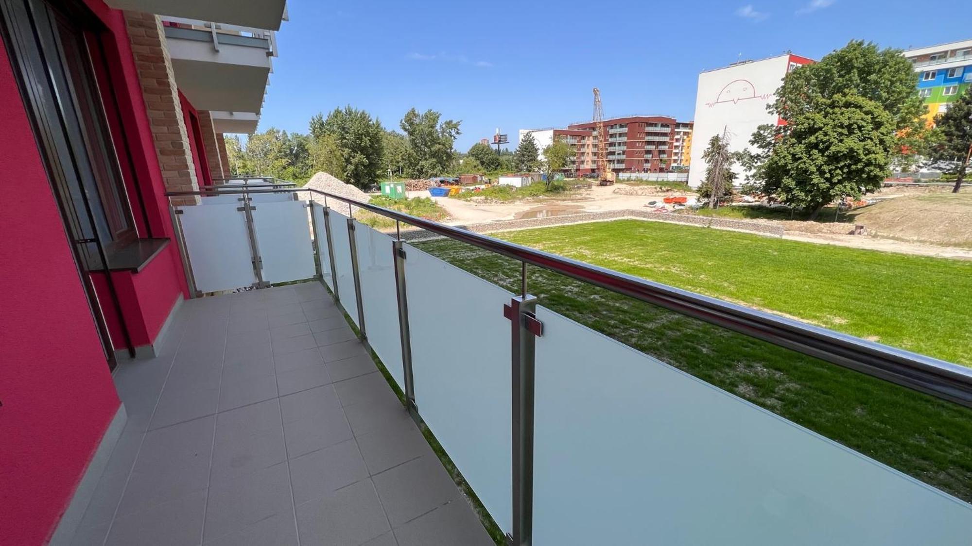 2 Room Apartment, New Building, Bosakova Street, 29 ブラチスラヴァ エクステリア 写真